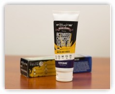 Activated Charcoal and Coconut Oil Toothpaste - Peppermint